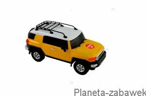 TOYOTA FJ CRUISER NA NACIĄG ŻÓŁTY